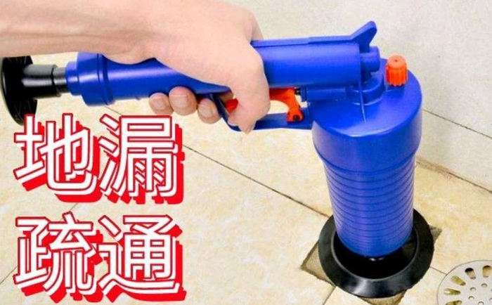 新城街道疏通地漏